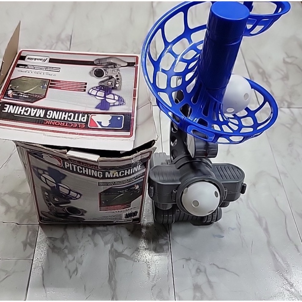 Franklin Electronic Baseball Pitching Machine Adjustable 6 Balls New